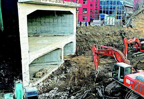 九院沙河快速路西延工程 地下管线迂回腾挪仅用60天，道路摊铺成型陆续推进